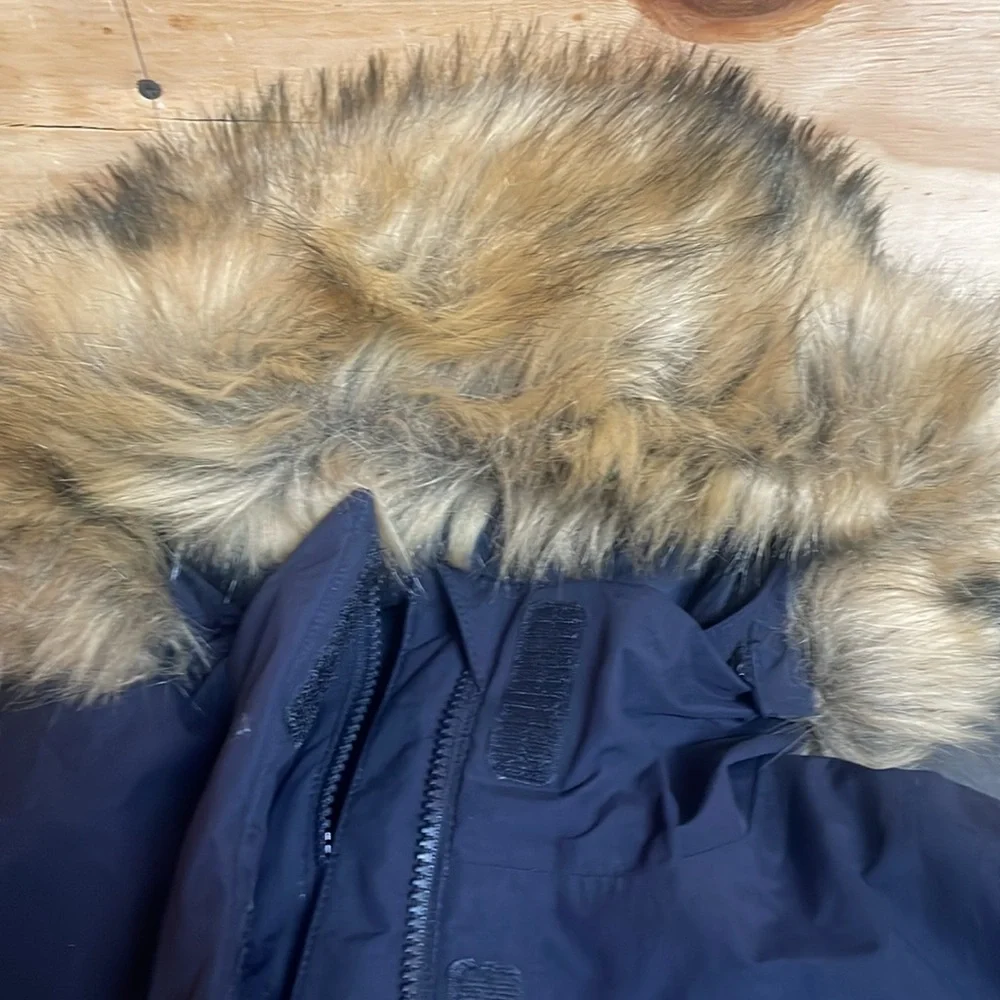 The North Face Dark Blue Jacket with Faux Fur Trim - Picture 5 of 6